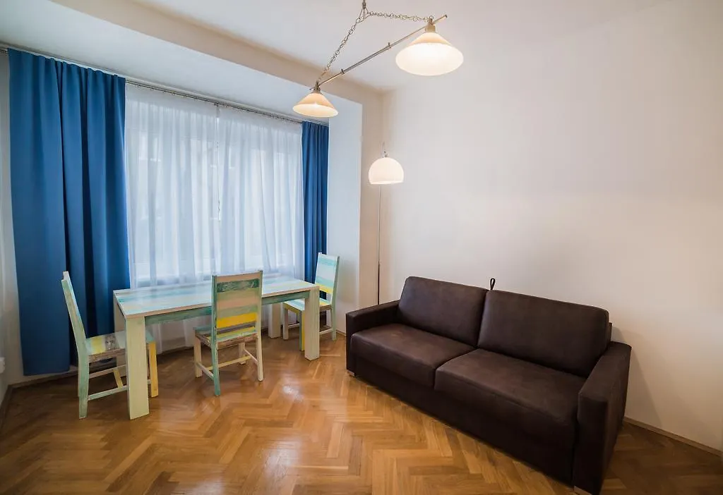 Apartment Malovanka Praag 0*,